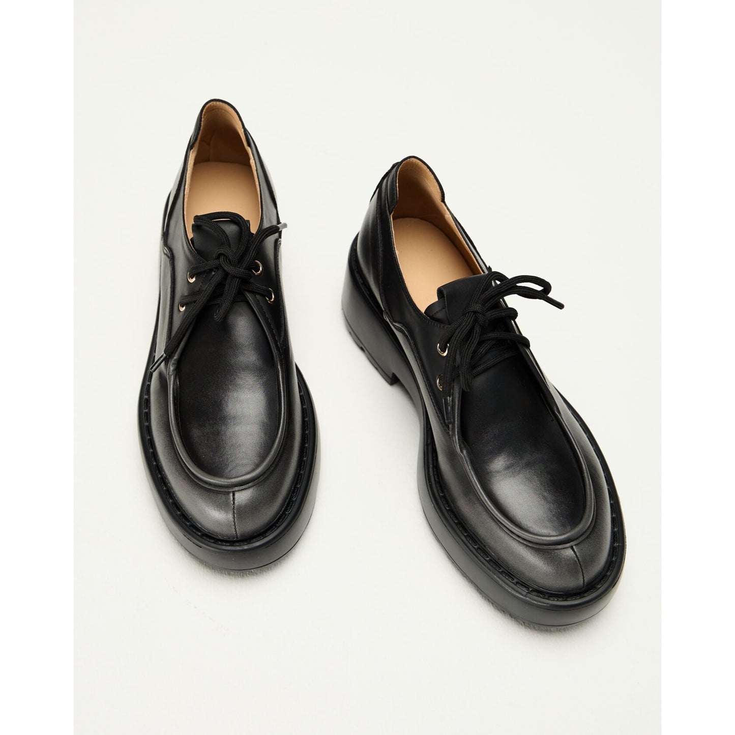 black-mina-derby