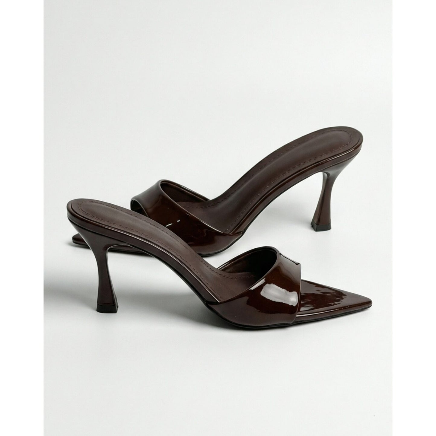 brown-riki-mules